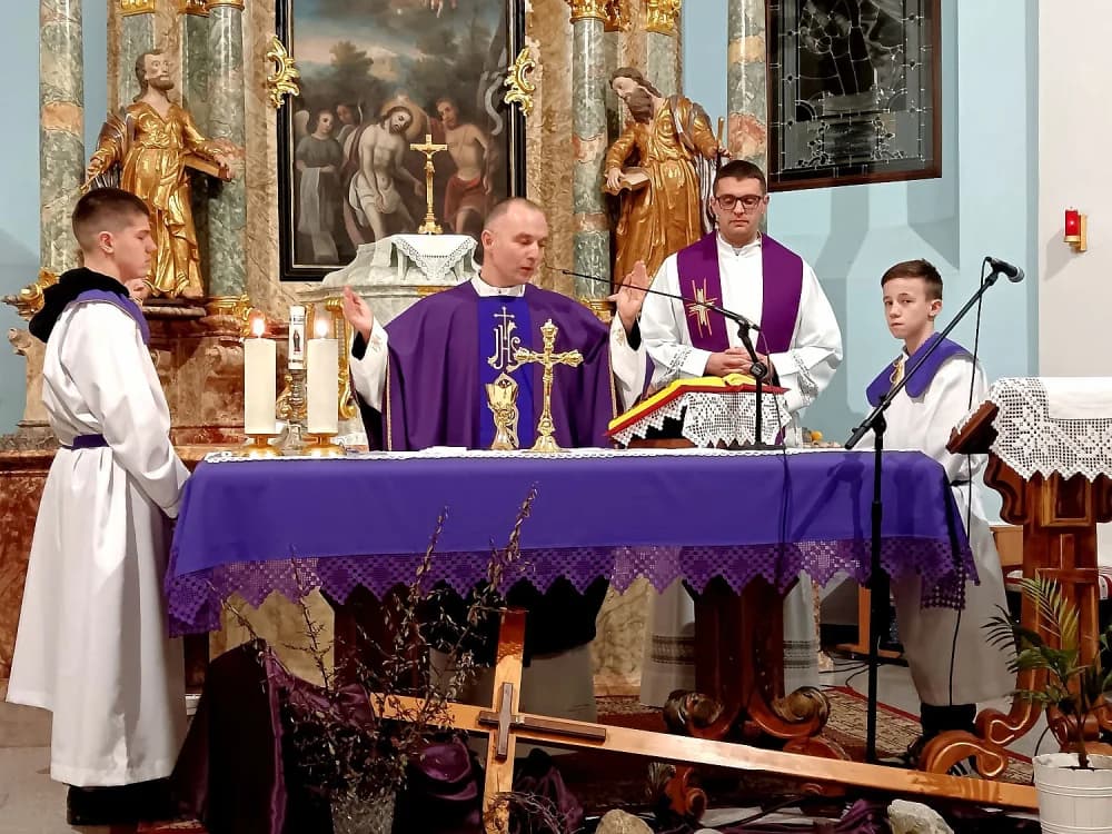 Brojni vjernici na primijenjenoj duhovnoj obnovi u župi Sibinj