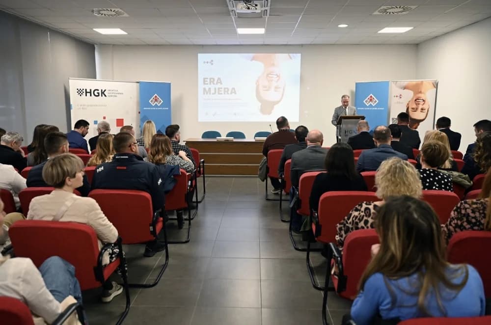 Župan Marušić na konferenciji HGK „ERA MJERA“ u Sl. Brodu