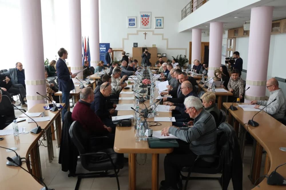 Izdašna bespovratna sredstva Brodsko-posavske županije za potpore udrugama iz poljoprivrede