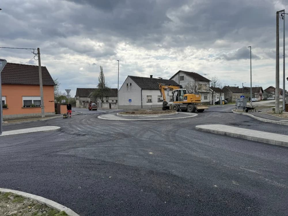 Završena izgradnja kružnog toka u Slobodnici