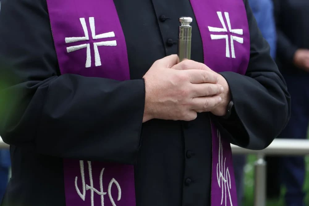 Obilježavanje Dana Brodsko-posavske županije: Položeni vijenci i zaoaljene svijeće u čast poginulim hrvatskim braniteljima