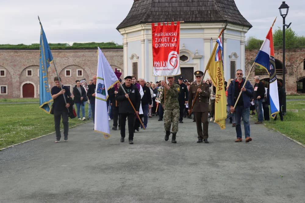 Održan tradicionalni Domovinski križni put za poginule i stradale u Domovinskom ratu