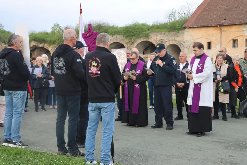 Održan tradicionalni Domovinski križni put za poginule i stradale u Domovinskom ratu