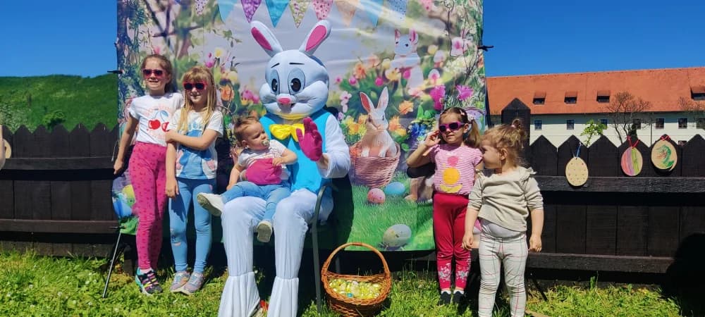 Zeko oduševio brodske mališane
