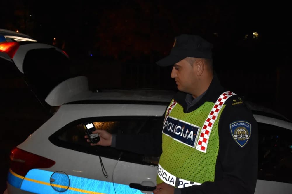 Zbog alkohola i droge 41-godišnjak pao u ruke policijskim službenicima Nove Gradiške