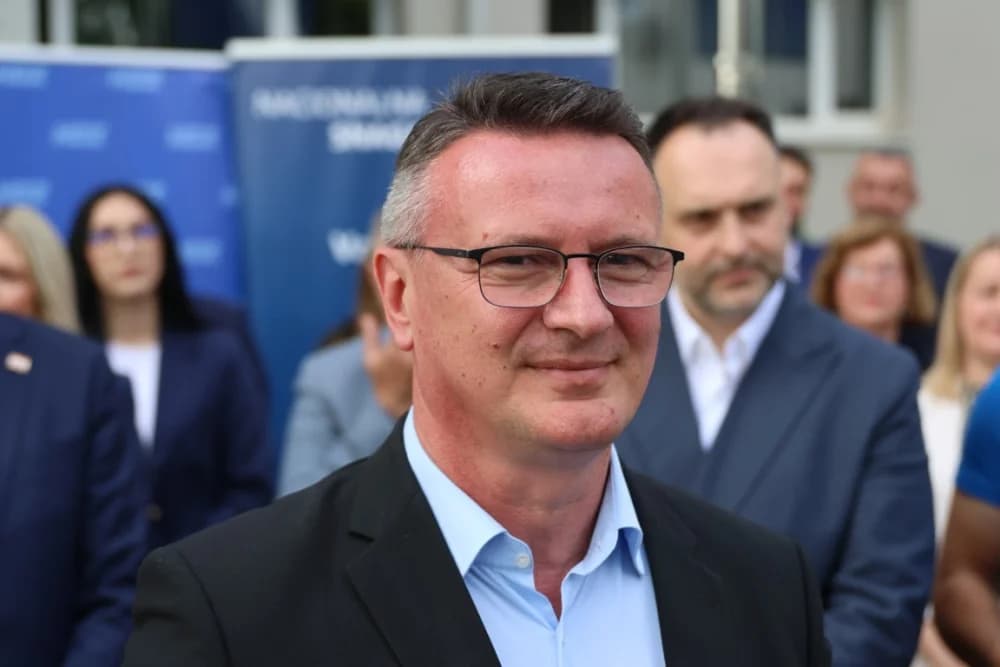 ʼNacionalna snaga – lokalna vizijaʼ: Kandidature i kandidacijske liste predali članovi brodsko-posavskog HDZ-a