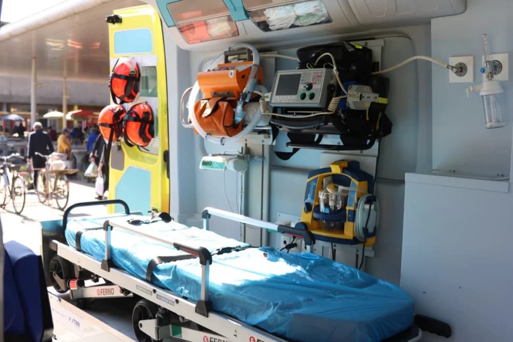 Uspješno provedena javnozdravstvena akcija na prostoru Gradske tržnice u Sl. Bordu u sklopu obilježavanja Nacionalnog dana hitne medicinske službe