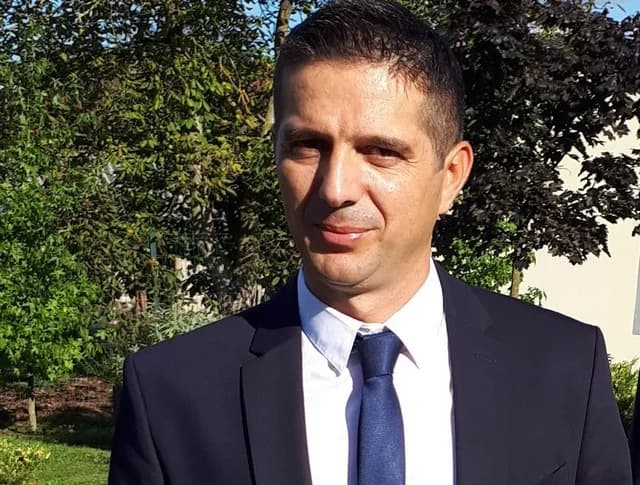Od politike se oprašta općinski načelnik Brodskog Stupnika Goran Jelinić: Ne želi više sjediti u načelničkoj fotelji!