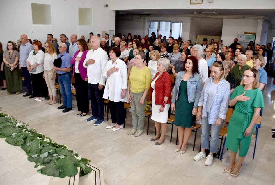 KUD-ovci iz Donjih Andrijevaca bili posebni gosti u susjednoj županiji na smotri „Pivaj diko ja ću ti polagat“