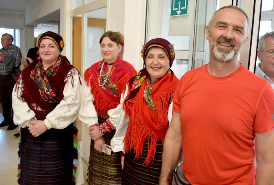 KUD-ovci iz Donjih Andrijevaca bili posebni gosti u susjednoj županiji na smotri „Pivaj diko ja ću ti polagat“