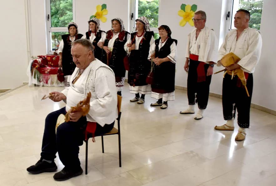 KUD-ovci iz Donjih Andrijevaca bili posebni gosti u susjednoj županiji na smotri „Pivaj diko ja ću ti polagat“