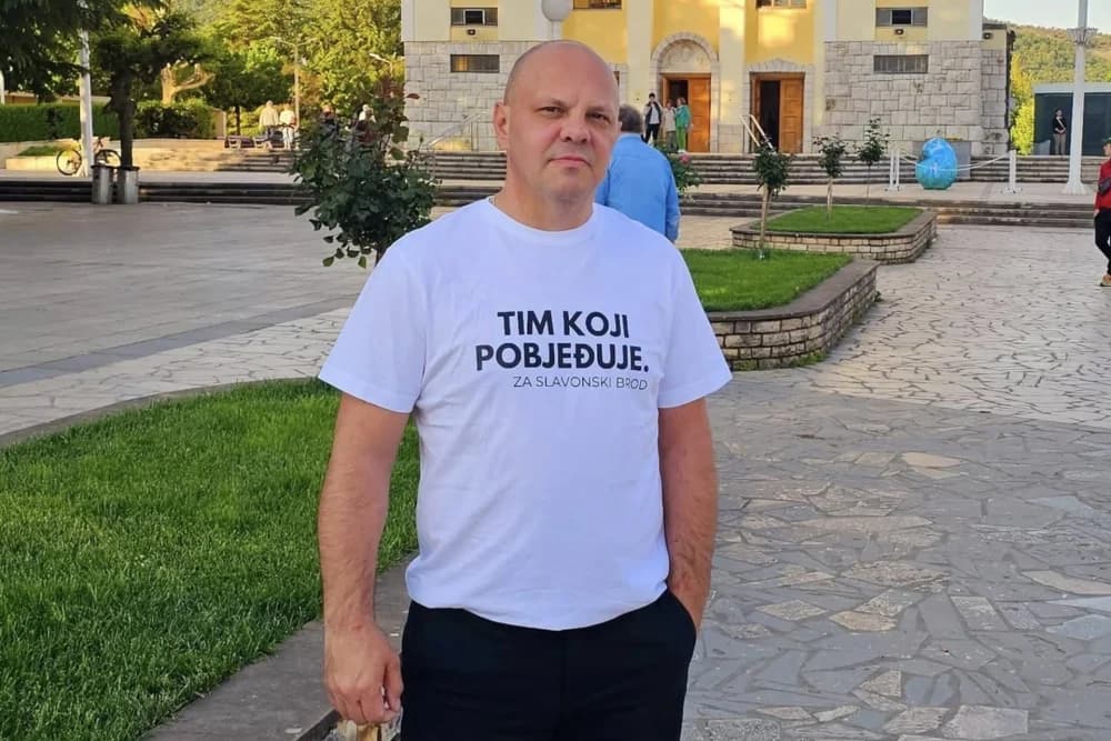 PERO VEOČIĆ - trener i otac europskog prvaka - iz boksačkog ringa u političku arenu.