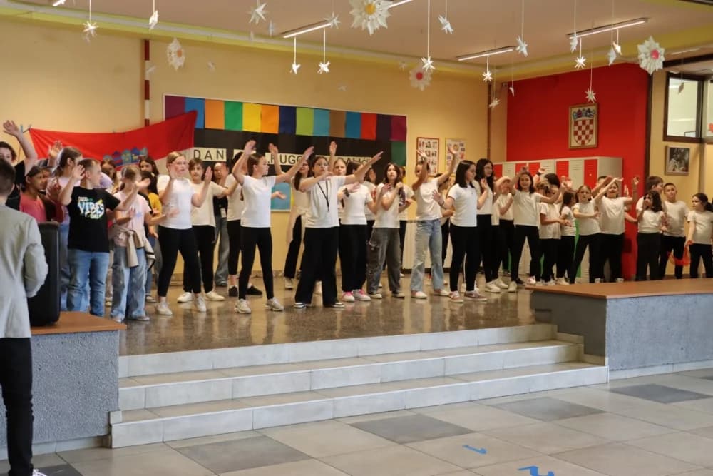 Vesela proslava Dana Osnovne škole Hugo Badalić