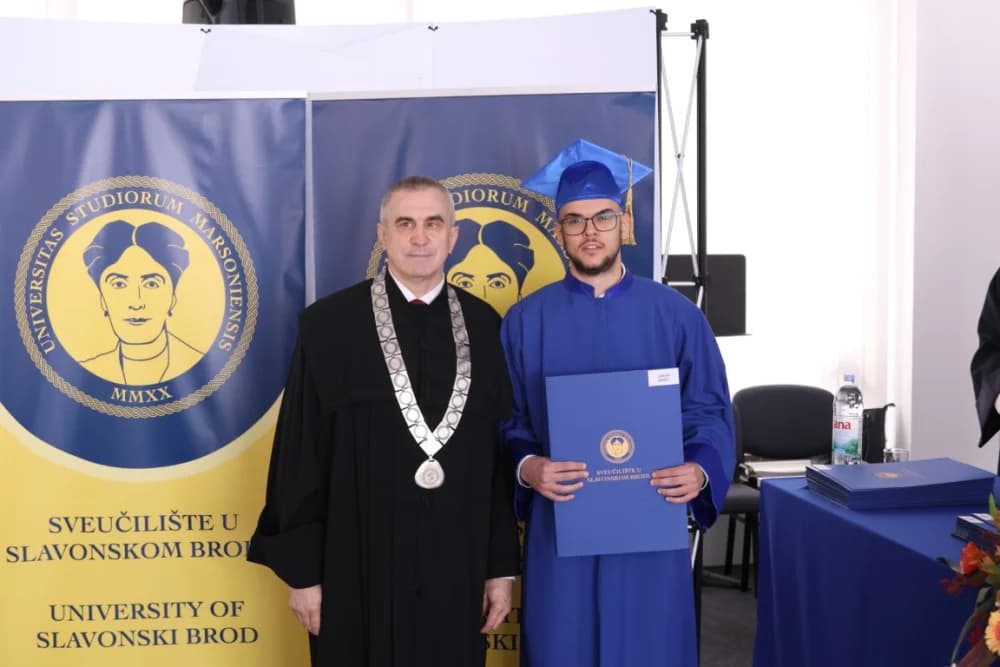 Velika svečanost: Promovirano 148 završnih studenata Sveučilišta u Slavonskom Brodu