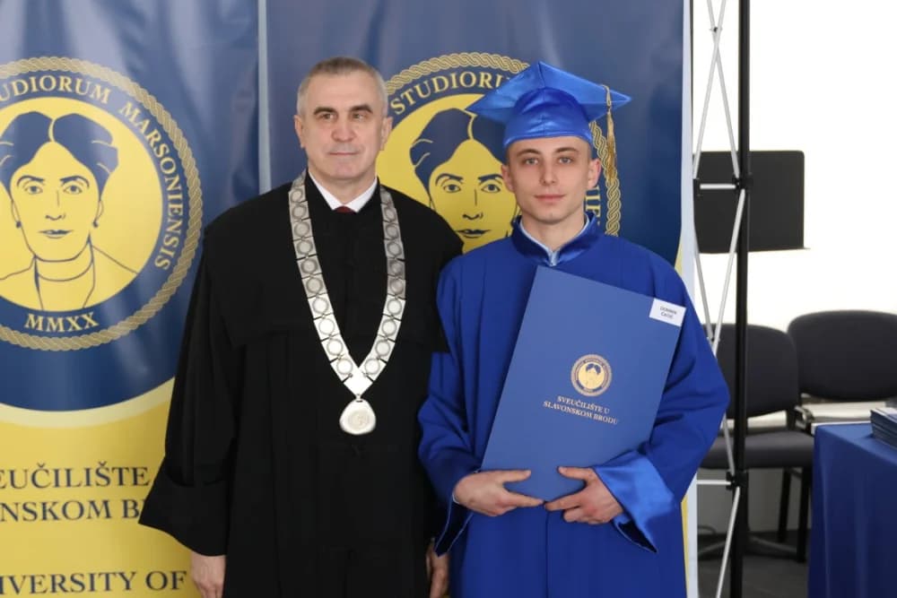 Velika svečanost: Promovirano 148 završnih studenata Sveučilišta u Slavonskom Brodu