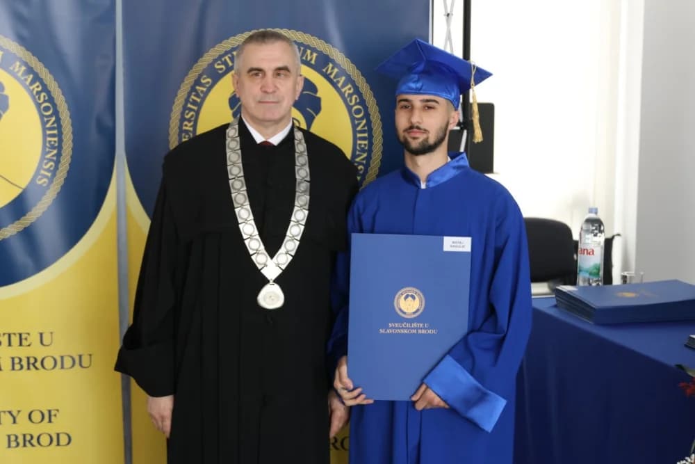Velika svečanost: Promovirano 148 završnih studenata Sveučilišta u Slavonskom Brodu