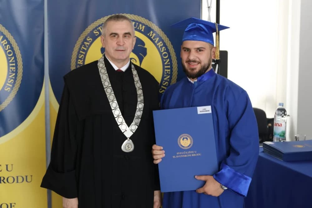 Velika svečanost: Promovirano 148 završnih studenata Sveučilišta u Slavonskom Brodu