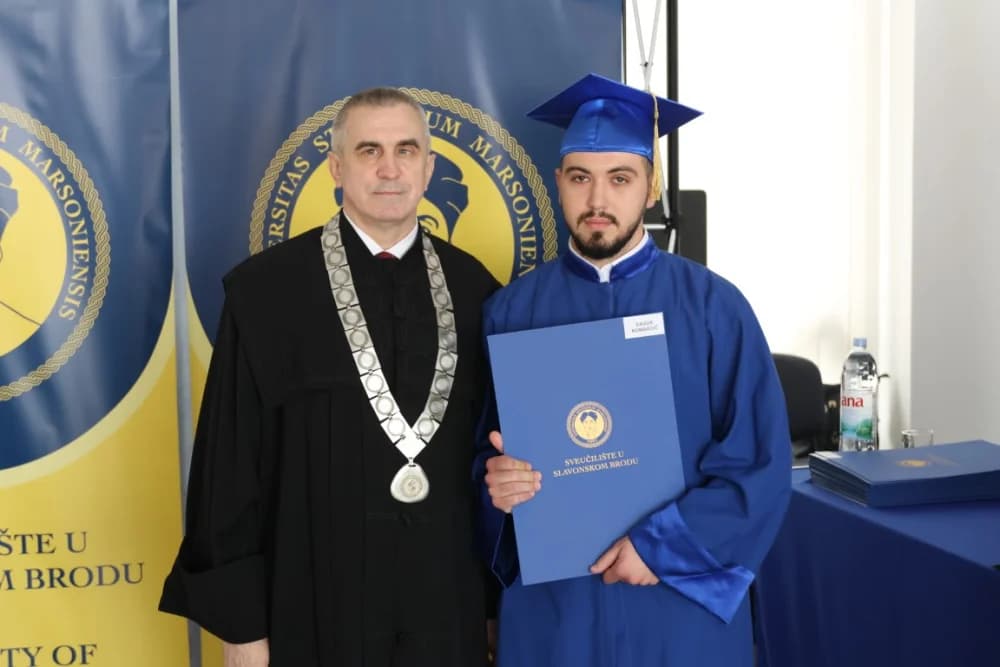 Velika svečanost: Promovirano 148 završnih studenata Sveučilišta u Slavonskom Brodu