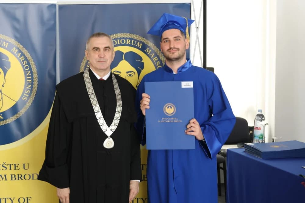Velika svečanost: Promovirano 148 završnih studenata Sveučilišta u Slavonskom Brodu