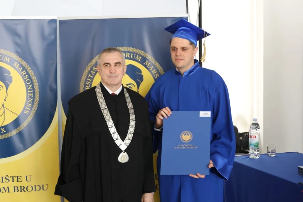 Velika svečanost: Promovirano 148 završnih studenata Sveučilišta u Slavonskom Brodu