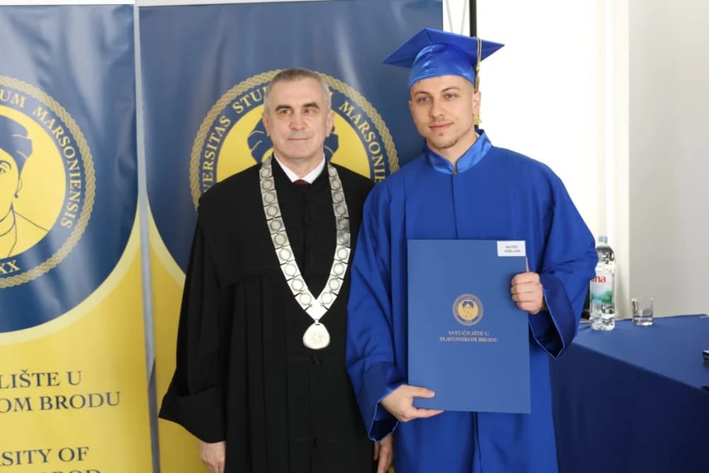 Velika svečanost: Promovirano 148 završnih studenata Sveučilišta u Slavonskom Brodu