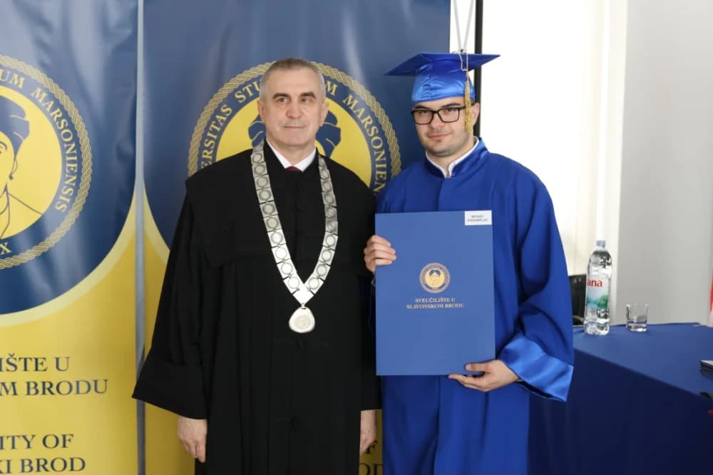 Velika svečanost: Promovirano 148 završnih studenata Sveučilišta u Slavonskom Brodu