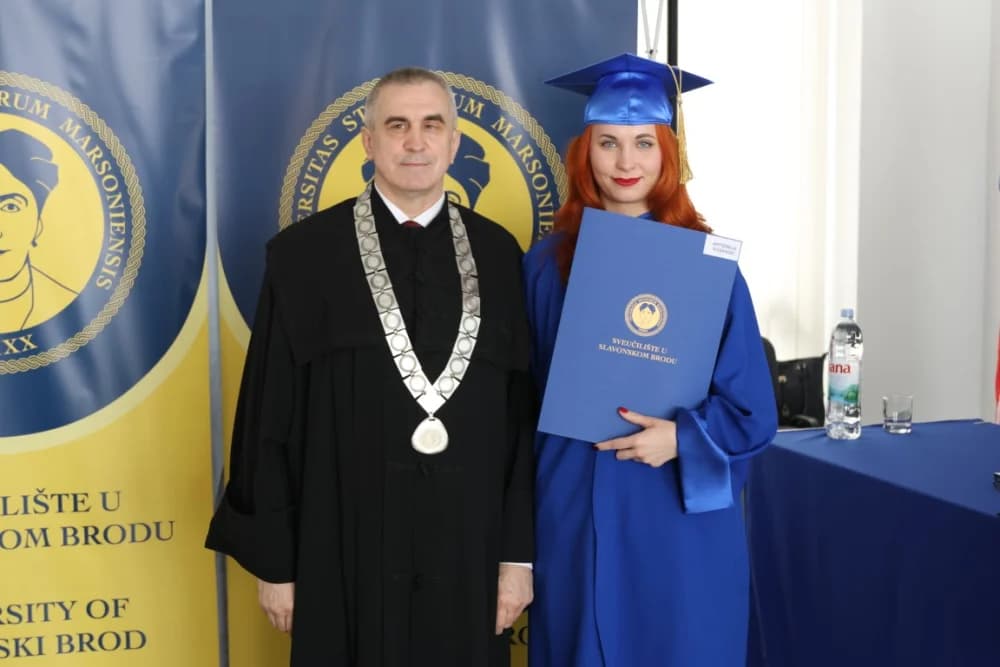 Velika svečanost: Promovirano 148 završnih studenata Sveučilišta u Slavonskom Brodu