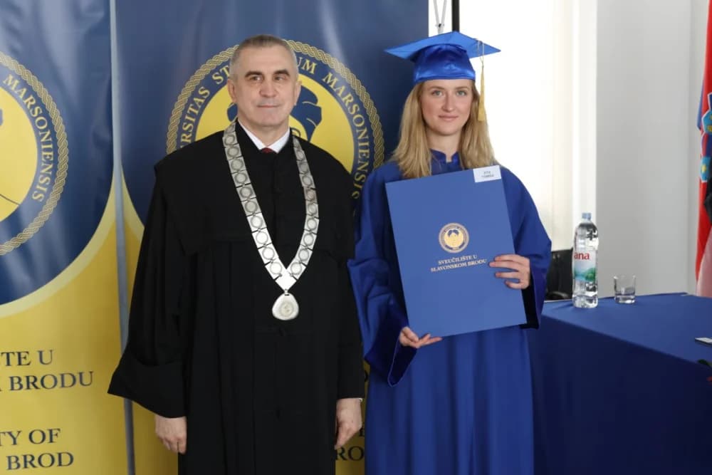 Velika svečanost: Promovirano 148 završnih studenata Sveučilišta u Slavonskom Brodu