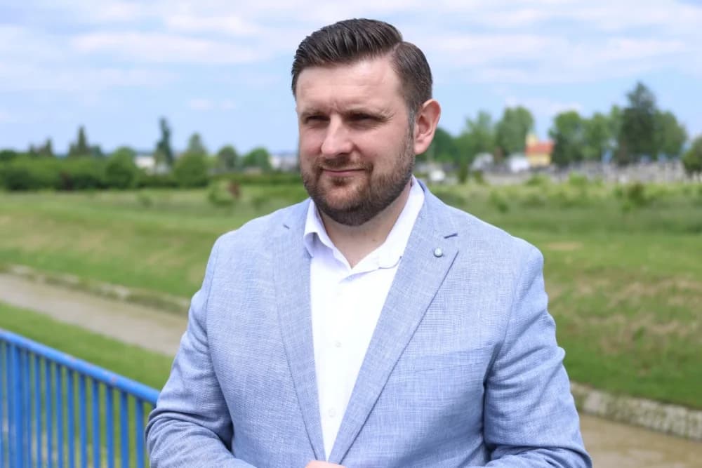 Tekić, Maduna, Delić iznijeli niz primjedbi sa konkretnim dokazima o nestručnosti Dusparine Gradske uprave: „Moramo promijeniti sve ono u čemu se Duspara ne snalazi već godinama“