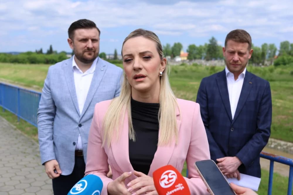 Tekić, Maduna, Delić iznijeli niz primjedbi sa konkretnim dokazima o nestručnosti Dusparine Gradske uprave: „Moramo promijeniti sve ono u čemu se Duspara ne snalazi već godinama“
