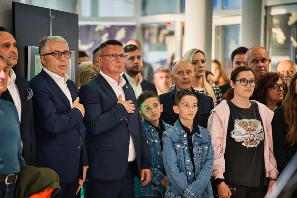 U Muzeju Brodskog Posavlja otvorena izložba ʼBljesakʼ