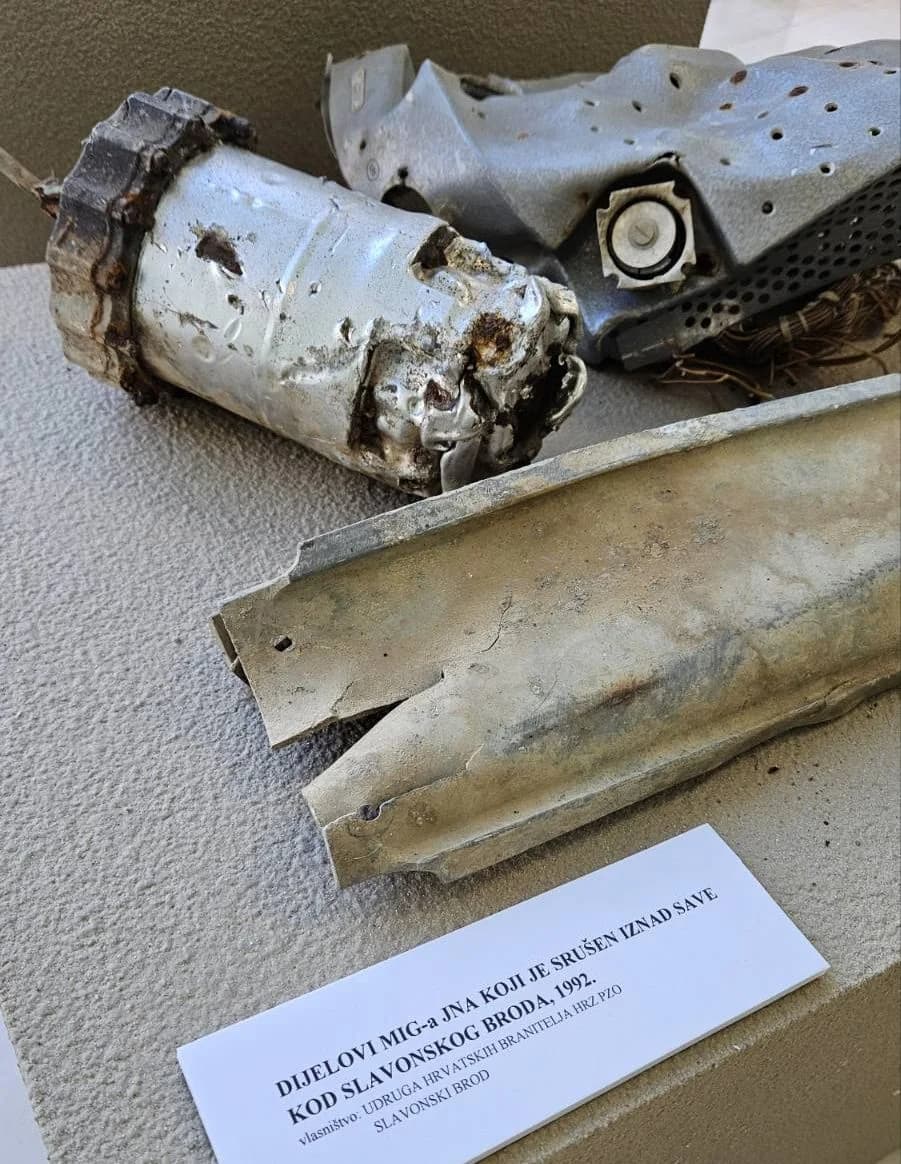 U Muzeju Brodskog Posavlja otvorena izložba ʼBljesakʼ