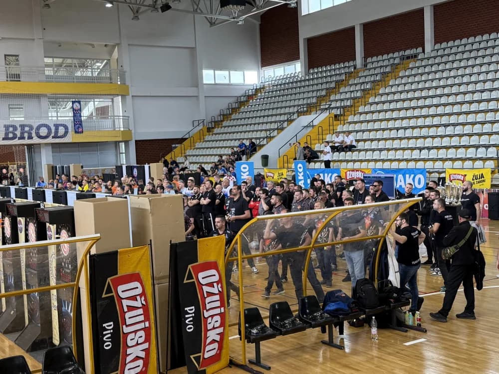 U Sportskoj dvorani Vijuš počelo 30. Ekipno prvenstvo Hrvatske u elektroničkom pikadu