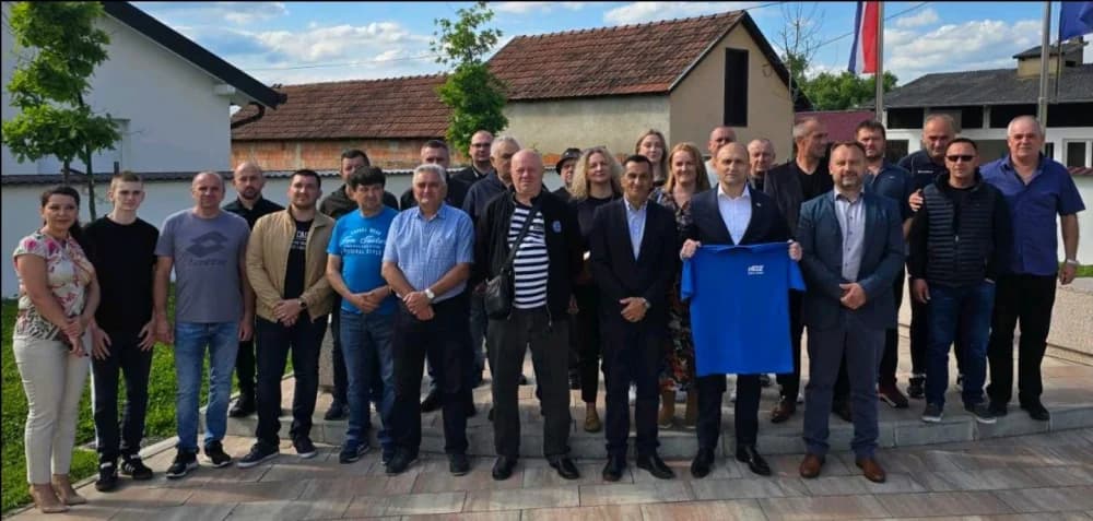 Potporu općinskom načelniku Općine Klakar Tomislavu Pendiću došao dati potpredsjednik Vlade RH i ministar obrane Ivan Anušić