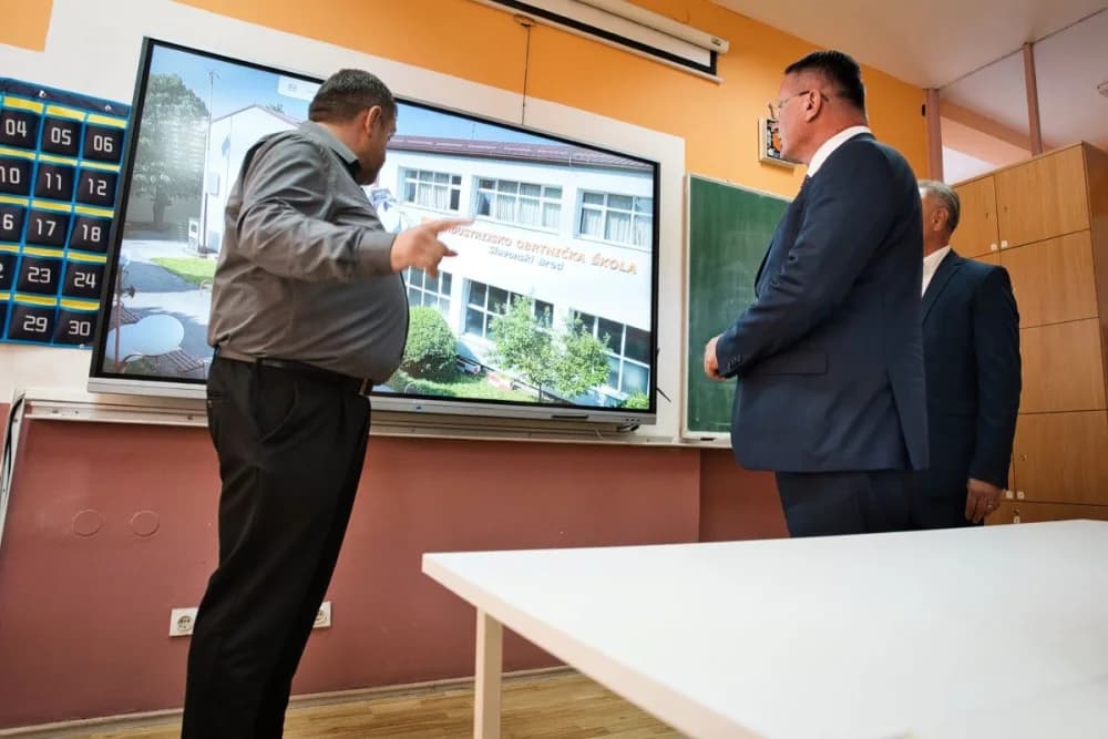 DAN OTVORENIH VRATA INDUSTRIJSKO-OBRTNIČKE ŠKOLE