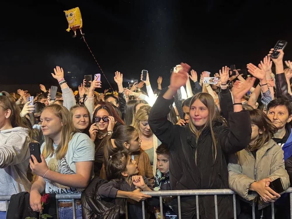 Severina oduševila Brođane koncertom za Dan grada