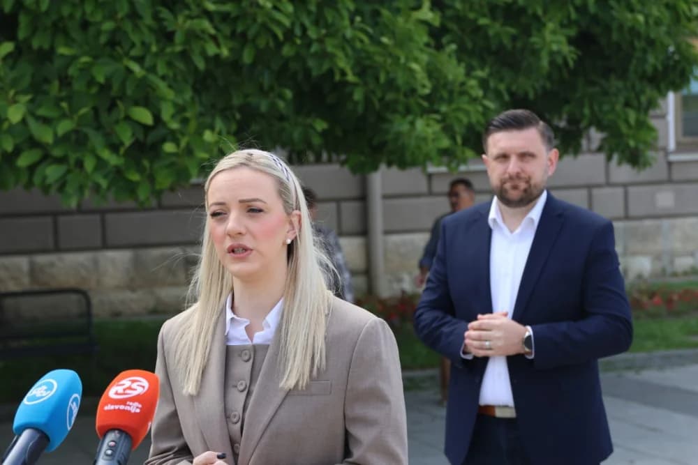 LOKALNI IZBORI 2025. Tomislav Tekić: „Slavonski Brod mora biti grad budućnosti, grad prilika u kojem će mladi ljudi dobro živjeti i u kojima će se moći dalje razvijati“