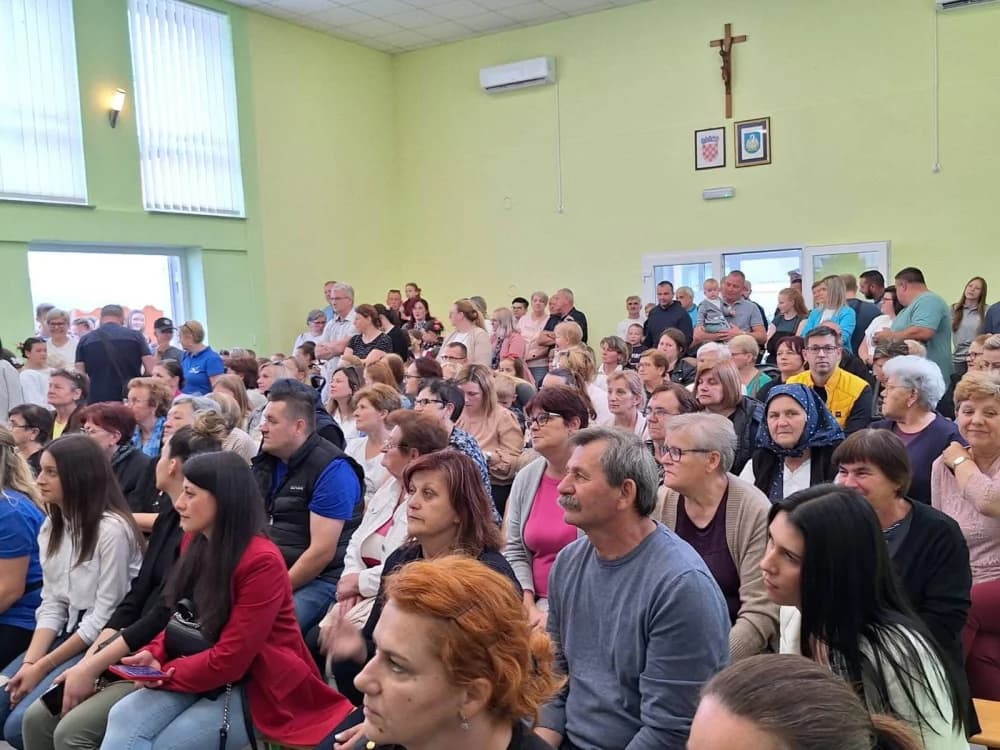 “Oj Odvorci, vesela su djeca tvoja” – održana druga po redu dječja manifestacija KUD-a Odvorci