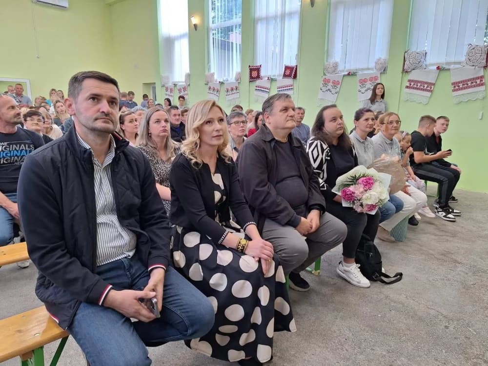 “Oj Odvorci, vesela su djeca tvoja” – održana druga po redu dječja manifestacija KUD-a Odvorci