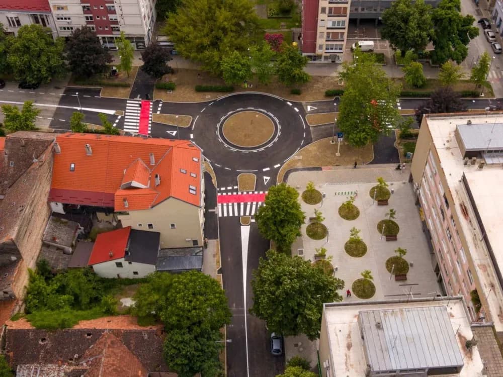 Pušten u promet novoizgrađeni kružni tok u središtu grada