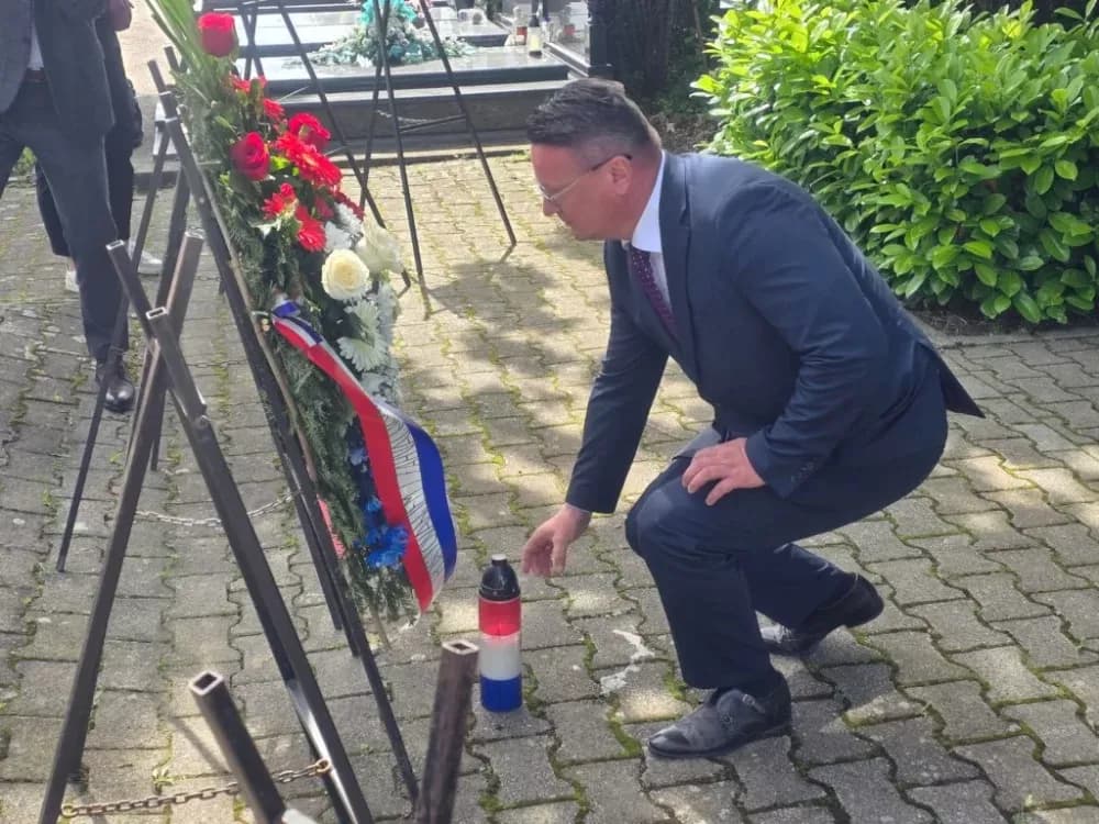 DAN DRŽAVNOSTI: Više delegaciha odale dužnu počast žrtvama Domovinskog rata