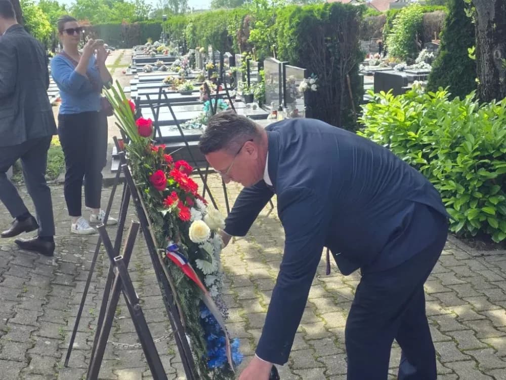 DAN DRŽAVNOSTI: Više delegaciha odale dužnu počast žrtvama Domovinskog rata
