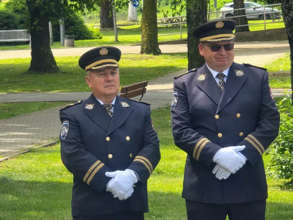 DAN DRŽAVNOSTI: Više delegaciha odale dužnu počast žrtvama Domovinskog rata