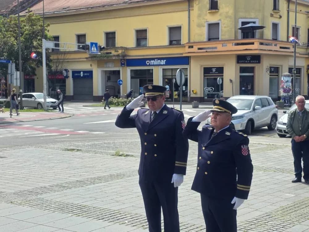 DAN DRŽAVNOSTI: Više delegaciha odale dužnu počast žrtvama Domovinskog rata
