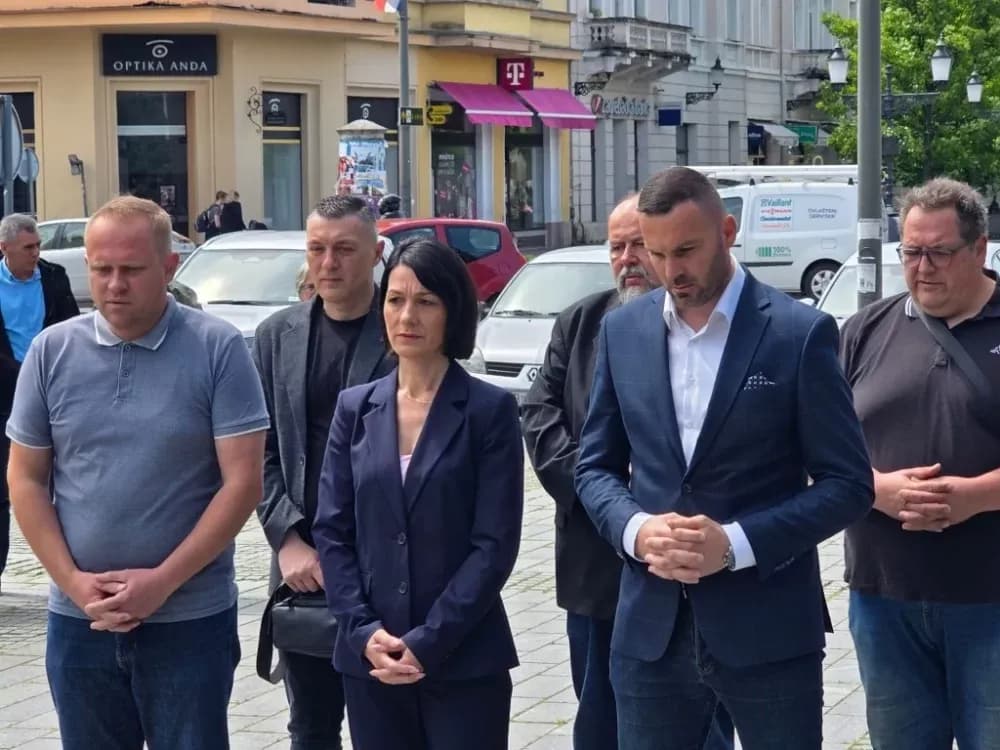 DAN DRŽAVNOSTI: Više delegaciha odale dužnu počast žrtvama Domovinskog rata