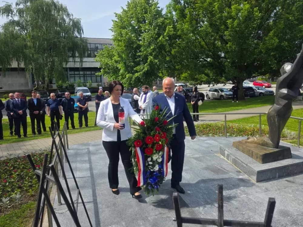 ŽALOSNO: Duspara nije pronašao nekoliko minuta za odavanje počasti prvom hrvatskom predsjedniku dr. Franji Tuđmanu