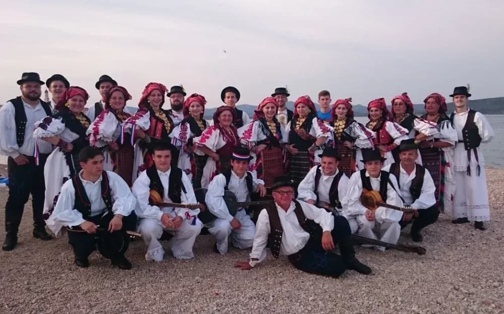 Folklornu tradiciju dugu 90 godina proslavio KUD ʼGraničarʼ iz Lužana
