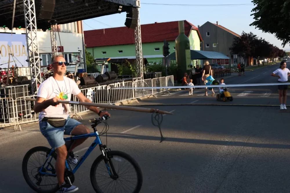 Pobjednik ovogodišnje Vinske alke Mihovil Štivić, a Vinskog maratona Danijel Gomerčić