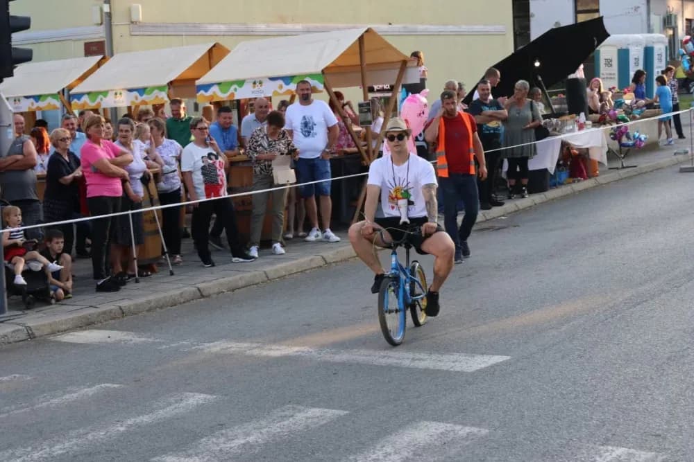 Pobjednik ovogodišnje Vinske alke Mihovil Štivić, a Vinskog maratona Danijel Gomerčić