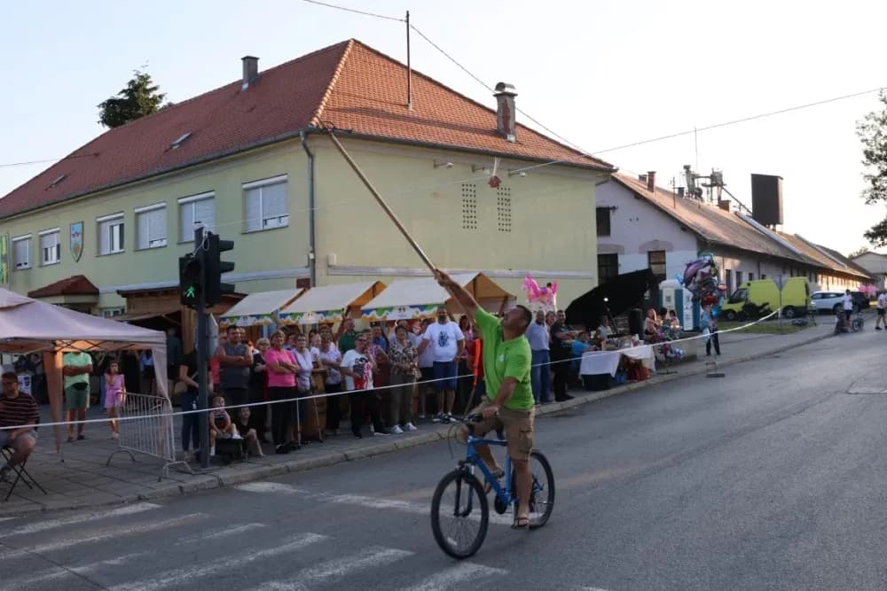 Pobjednik ovogodišnje Vinske alke Mihovil Štivić, a Vinskog maratona Danijel Gomerčić